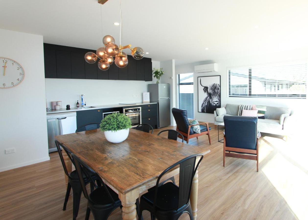 3 - Sunny Brand New House Villa Wanaka Exterior photo