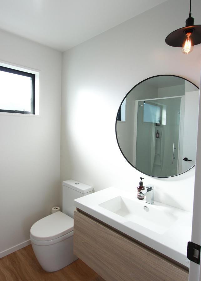 3 - Sunny Brand New House Villa Wanaka Exterior photo